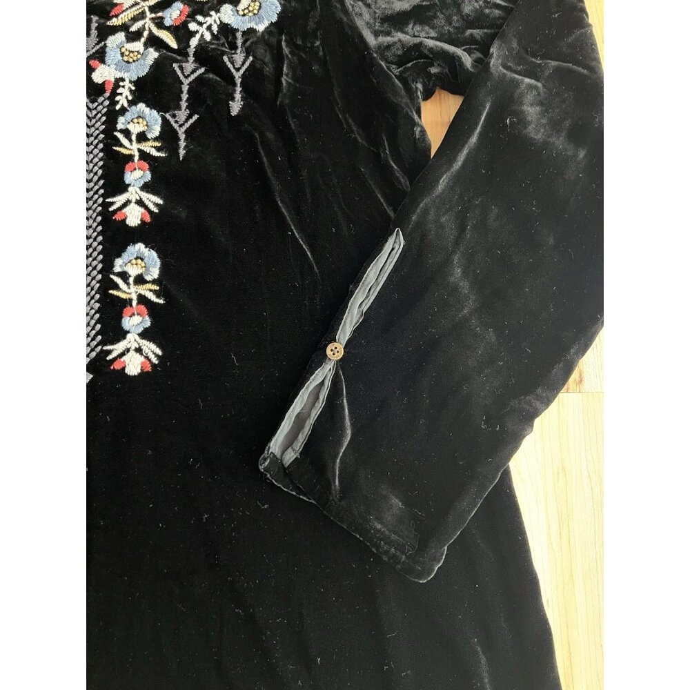 Johnny Was Long Sleeve Embroidered Tunic Top Shark Bite Black Velvet Boho M - Picture 3 of 8